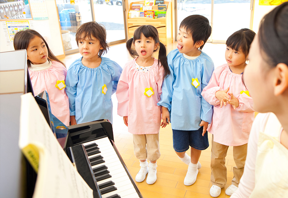 9:00〜　朝の会・おやつ